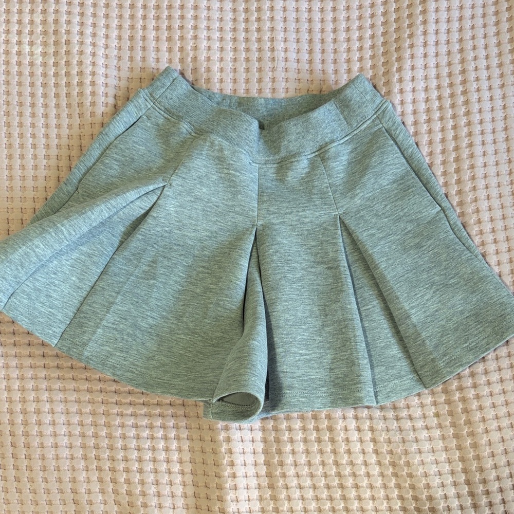 Uniqlo Kids Gray Skort